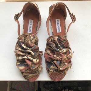 Kelsi Dagger Sandals Size 7.5
